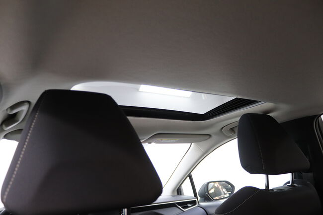 Toyota Corolla image number null