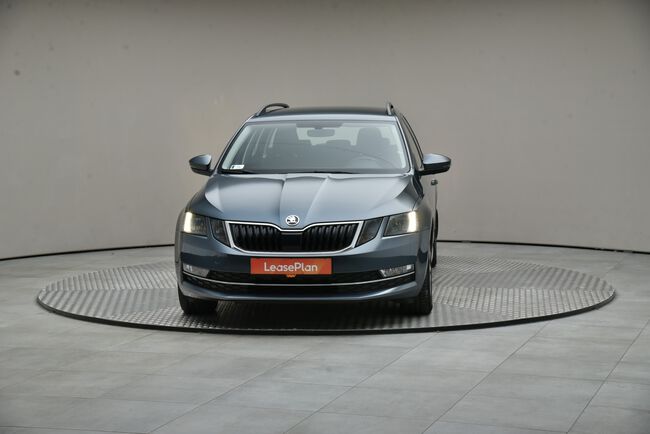 Škoda Octavia Combi image number null
