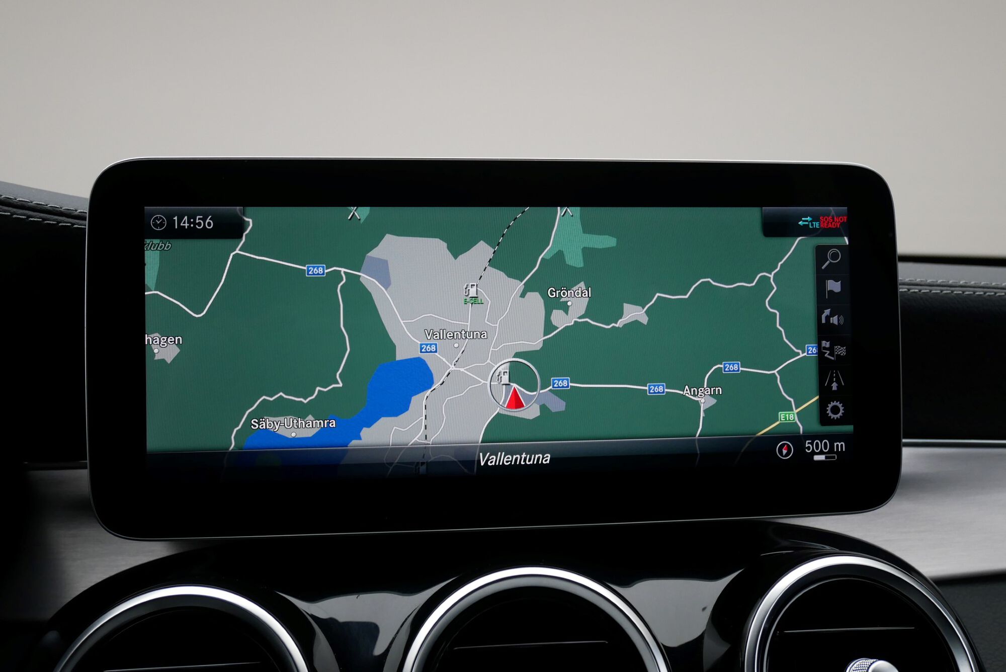 Mercedes-Benz C-Klasse image number null