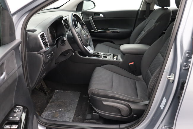 Kia Sportage image number null