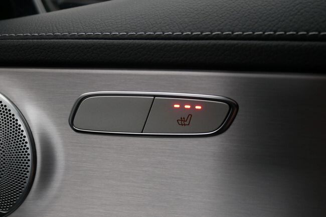 Mercedes-Benz C-Klasse image number null