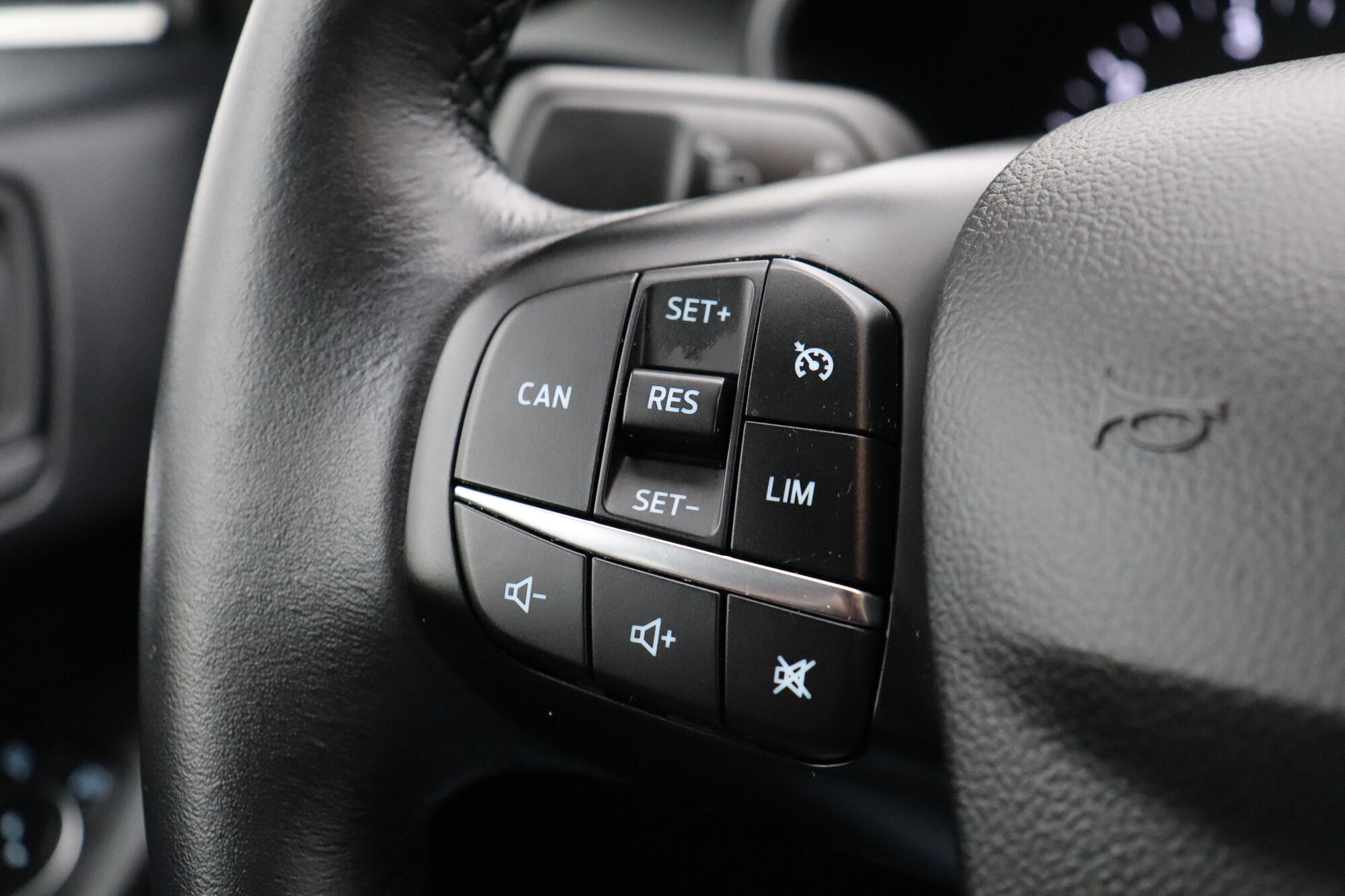 Ford Focus image number null