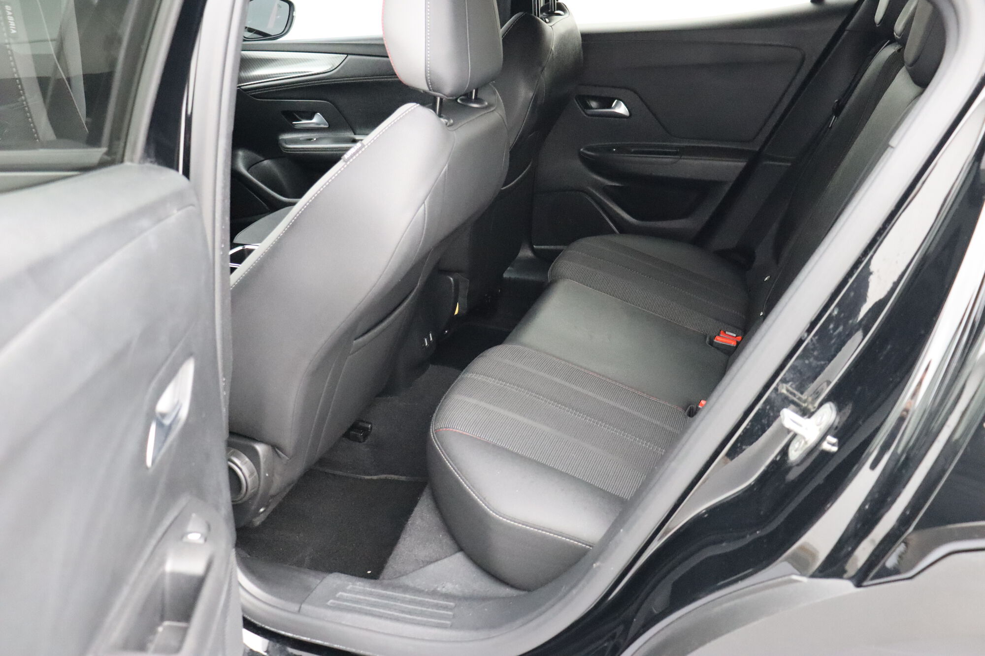 Opel Mokka image number null