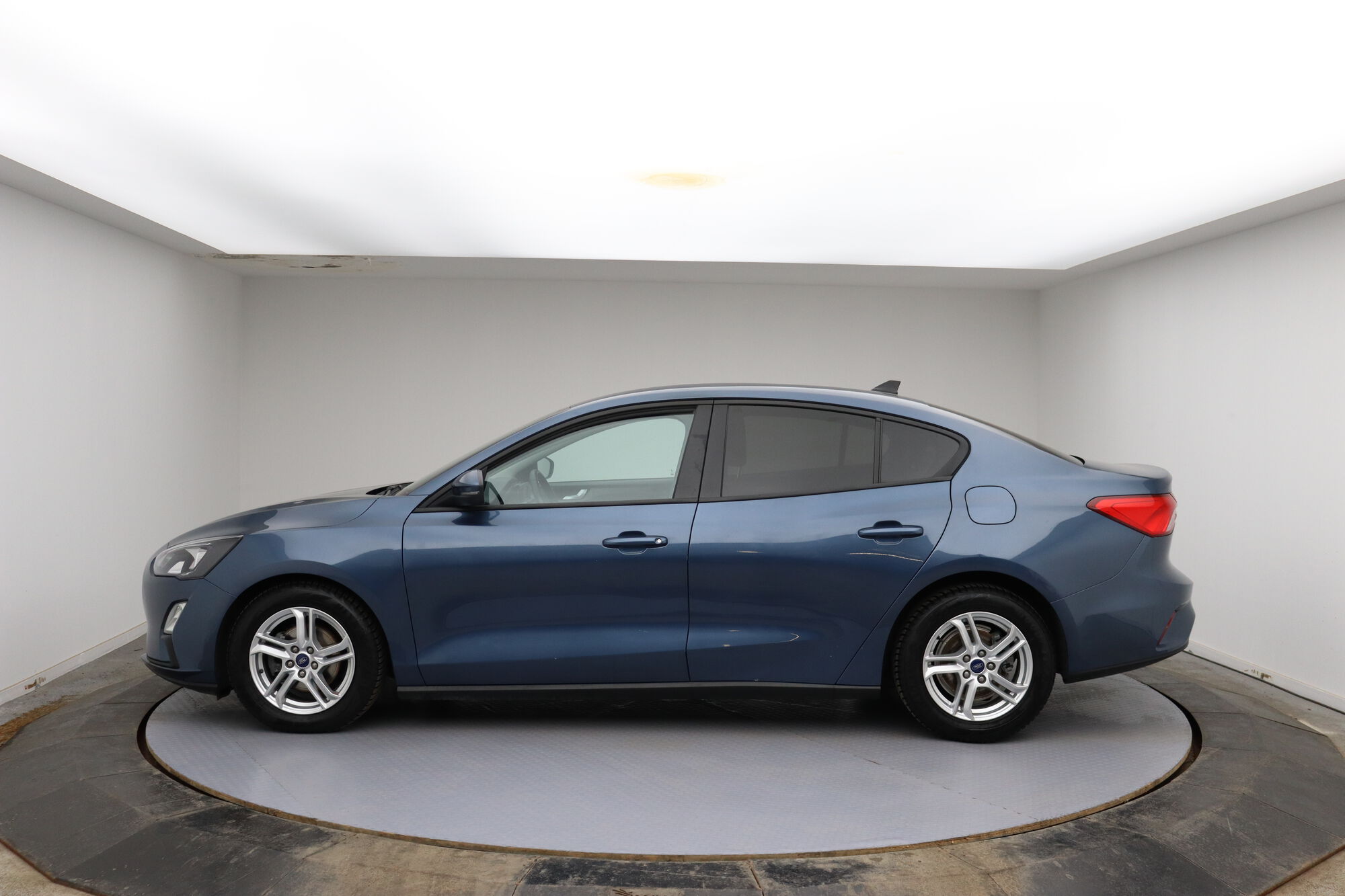 Ford Focus image number null