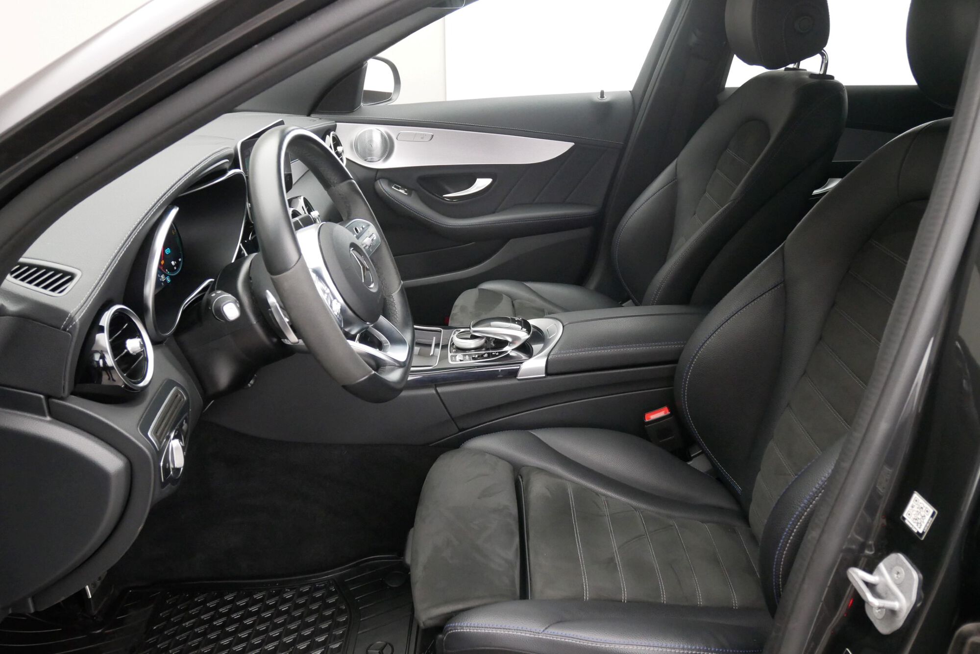 Mercedes-Benz C-Klasse image number null