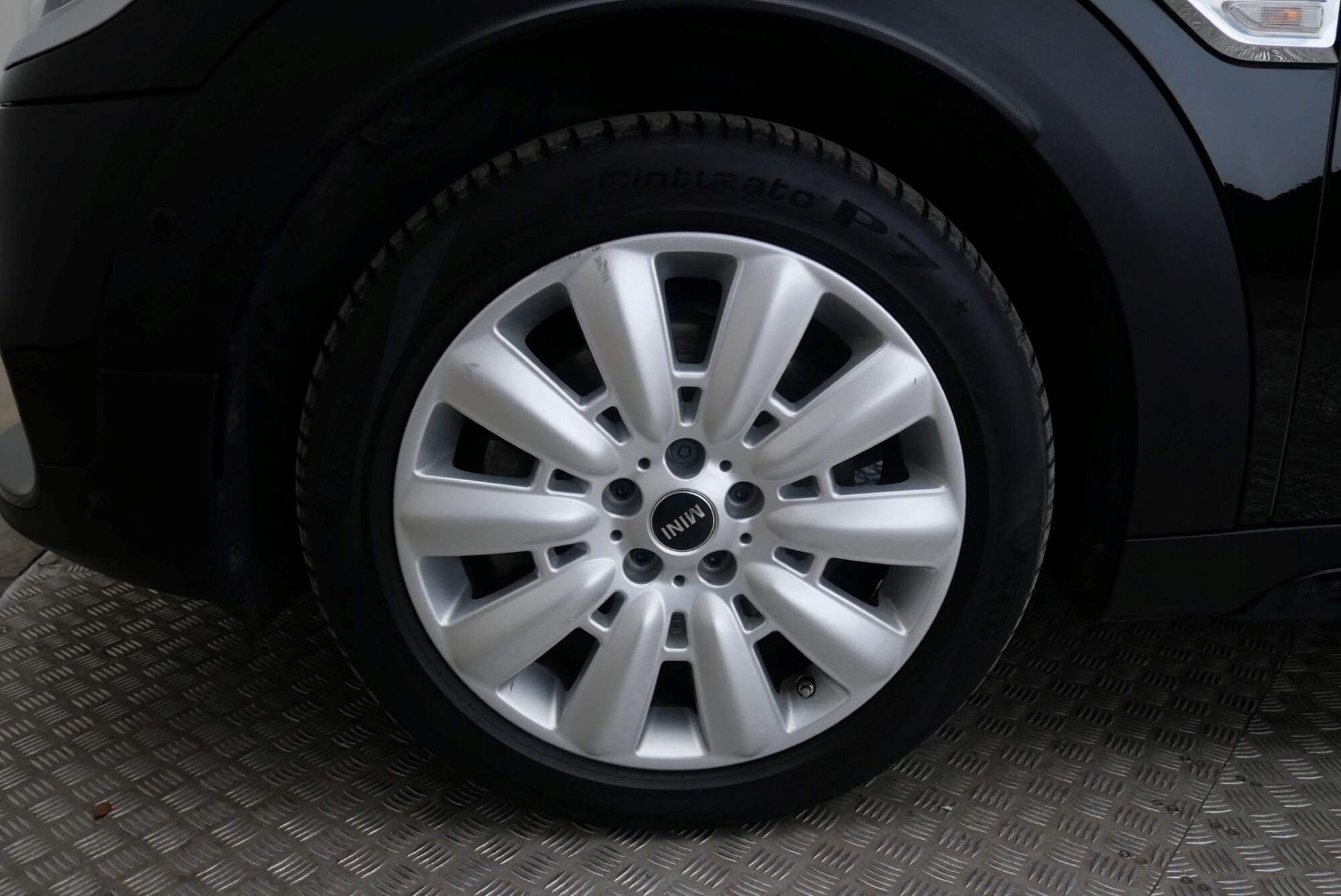 MINI Countryman image number null