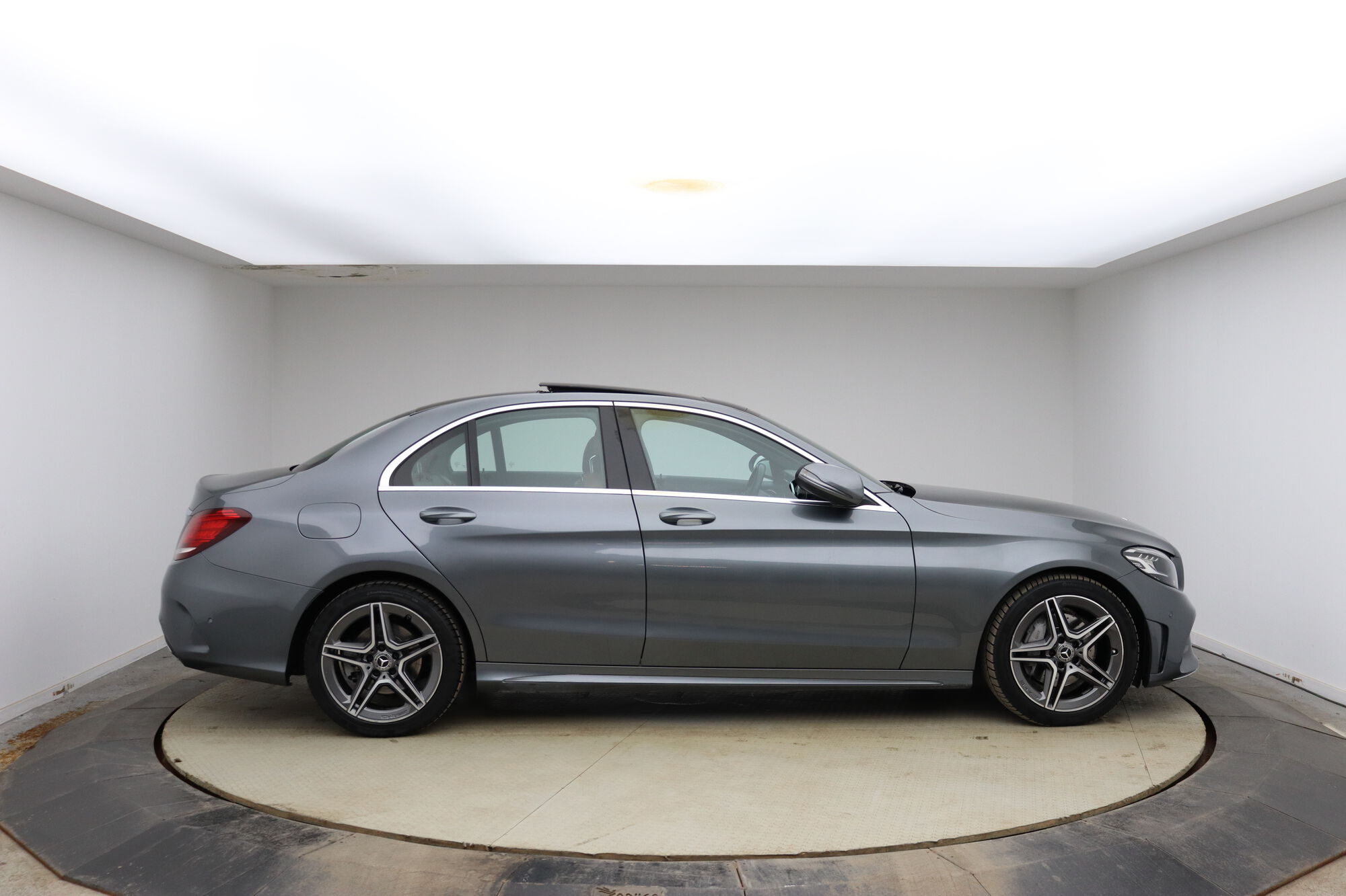 Mercedes-Benz C-serisi image number null
