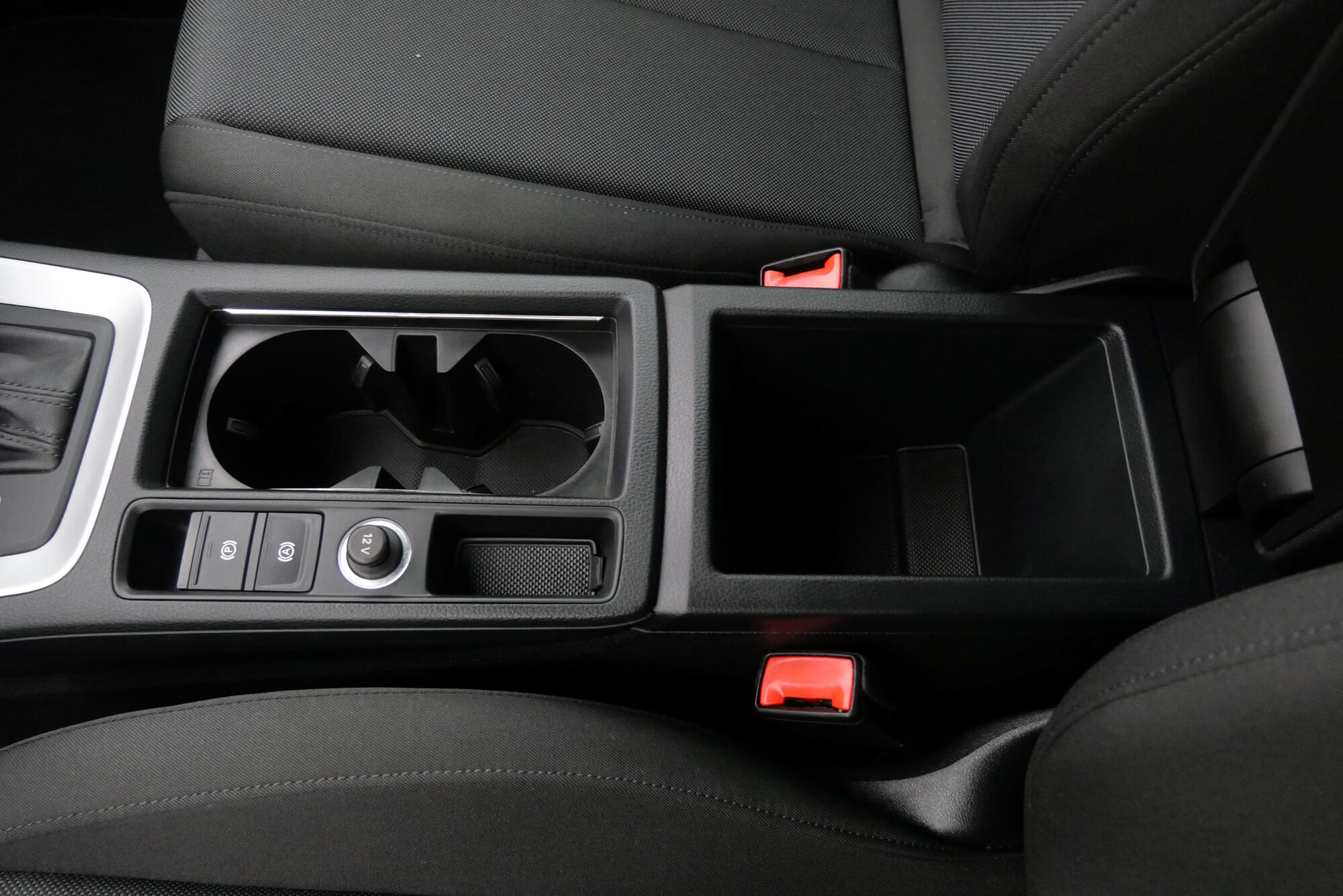 Audi Q3 image number null