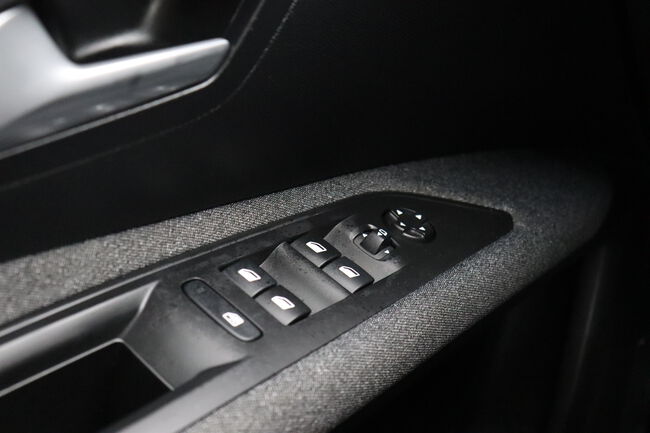 Peugeot 3008 image number null