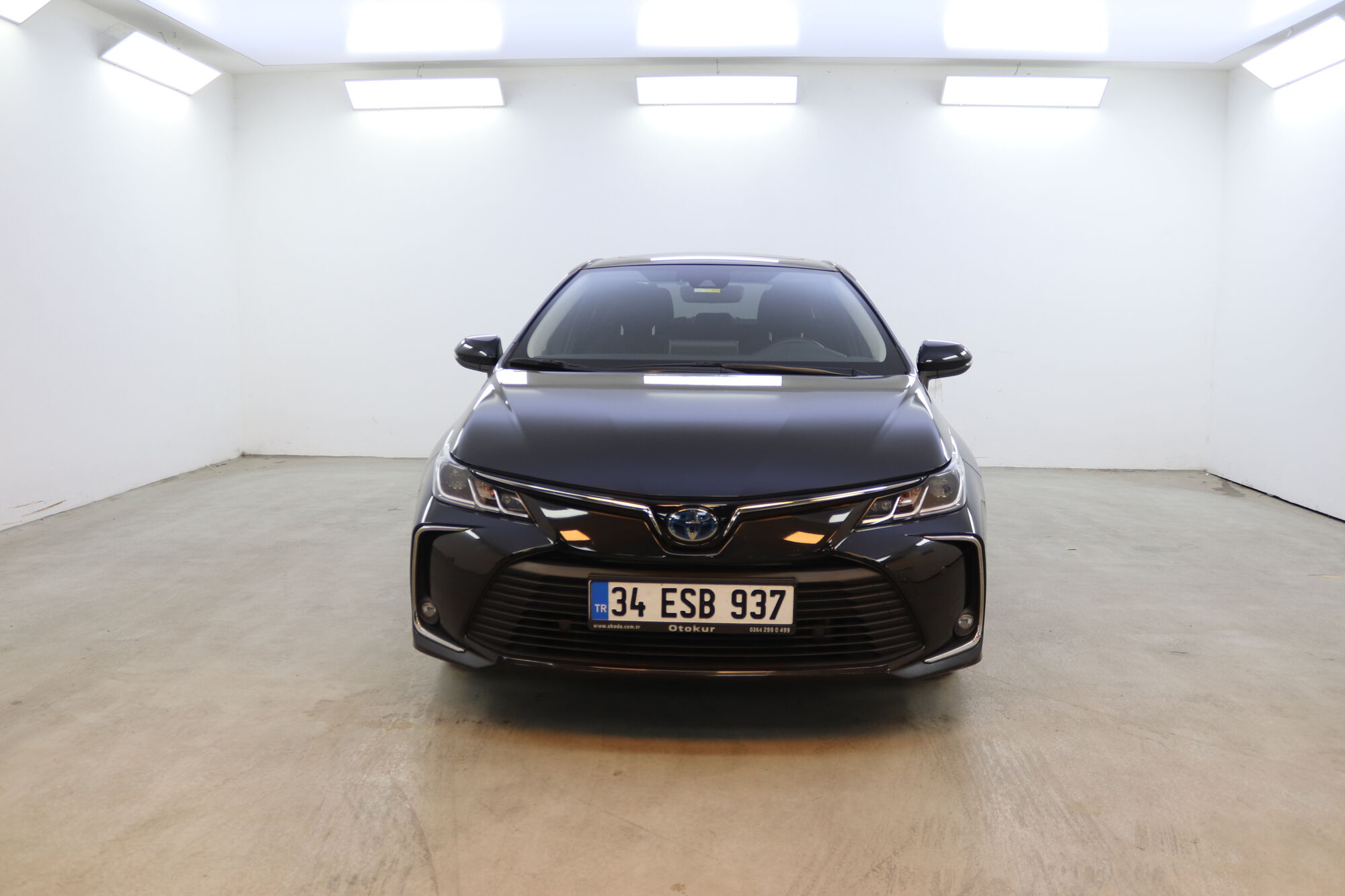 Toyota Corolla image number null