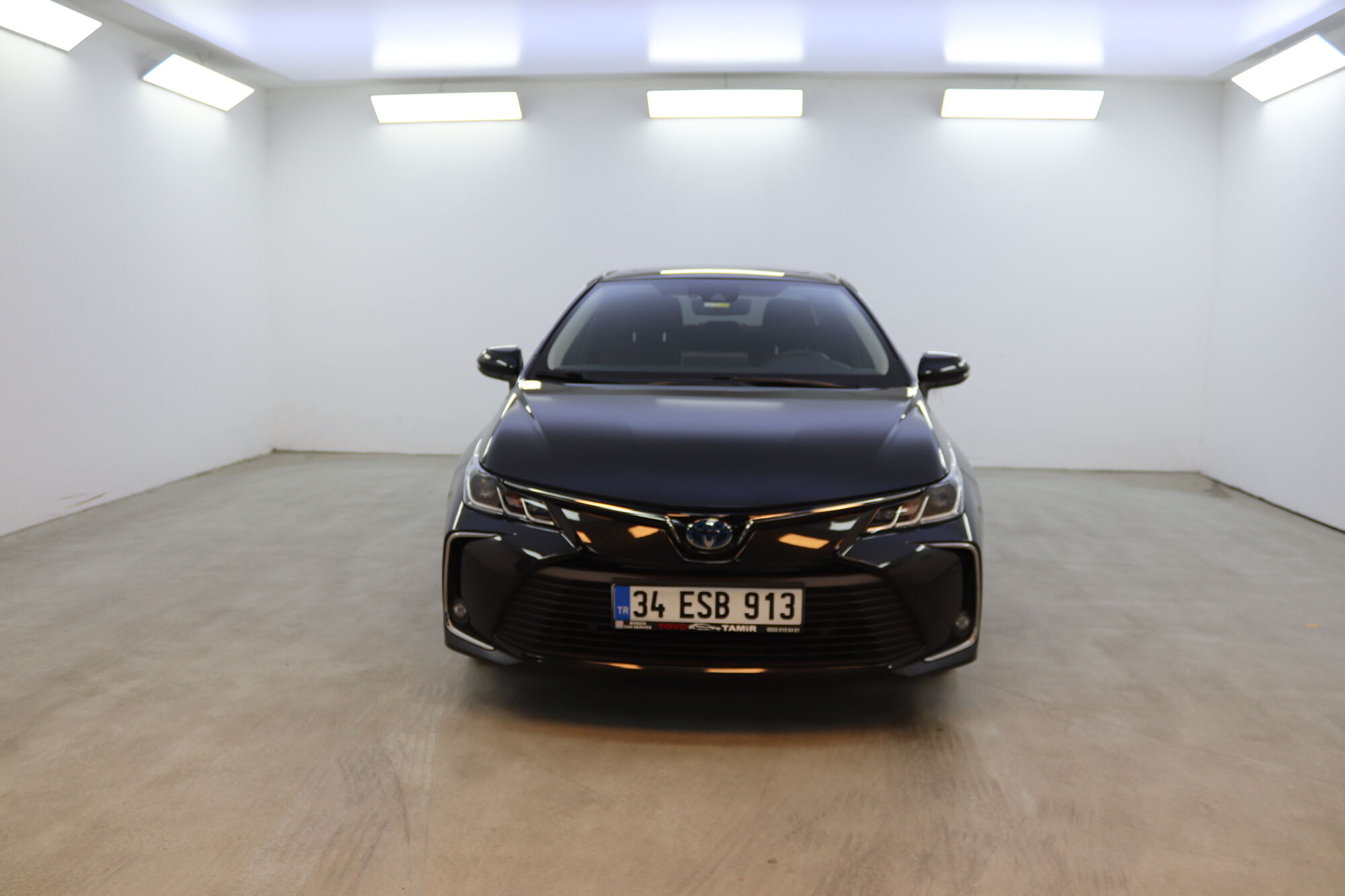 Toyota Corolla image number null