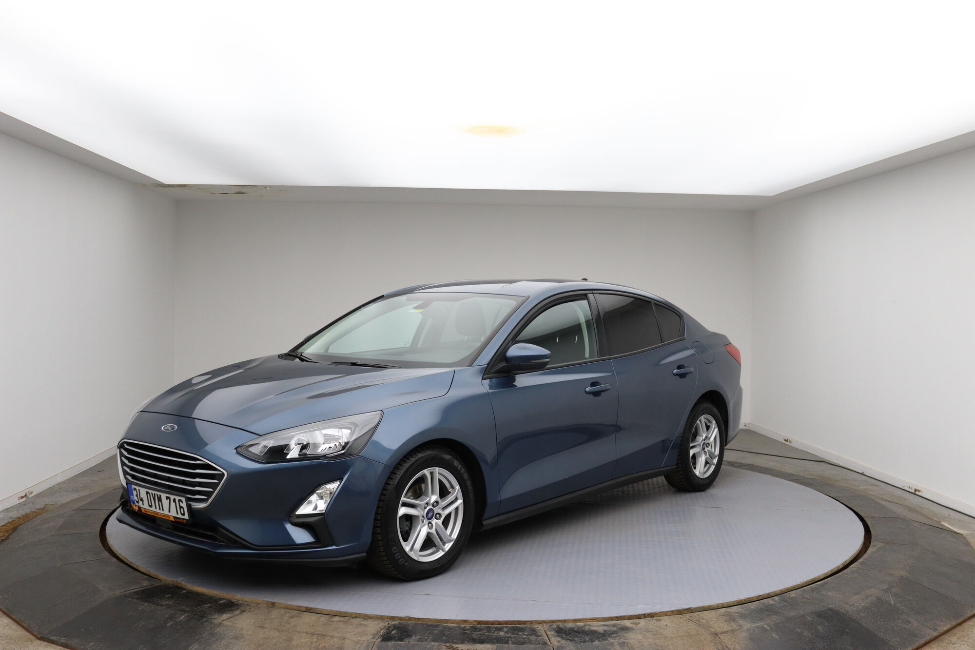 Ford Focus image number null