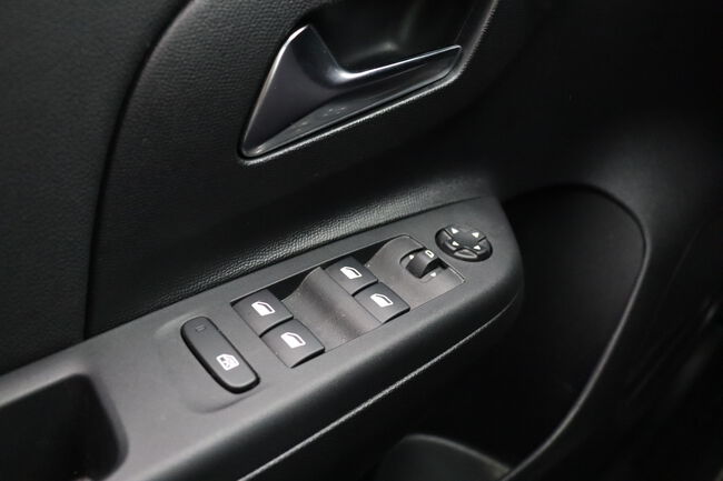 Opel Corsa image number null