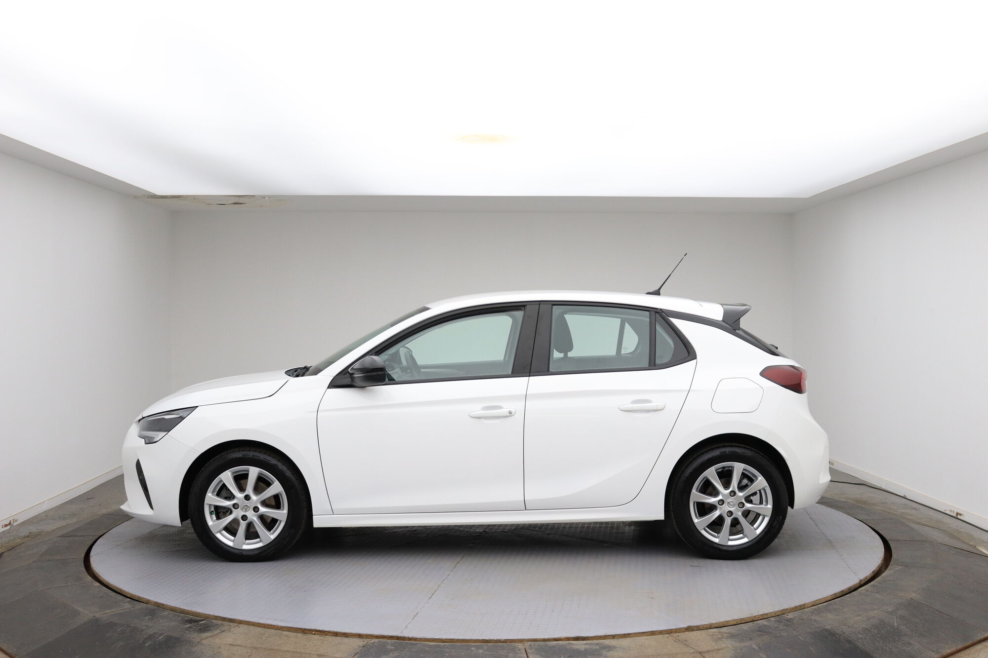Opel Corsa image number null