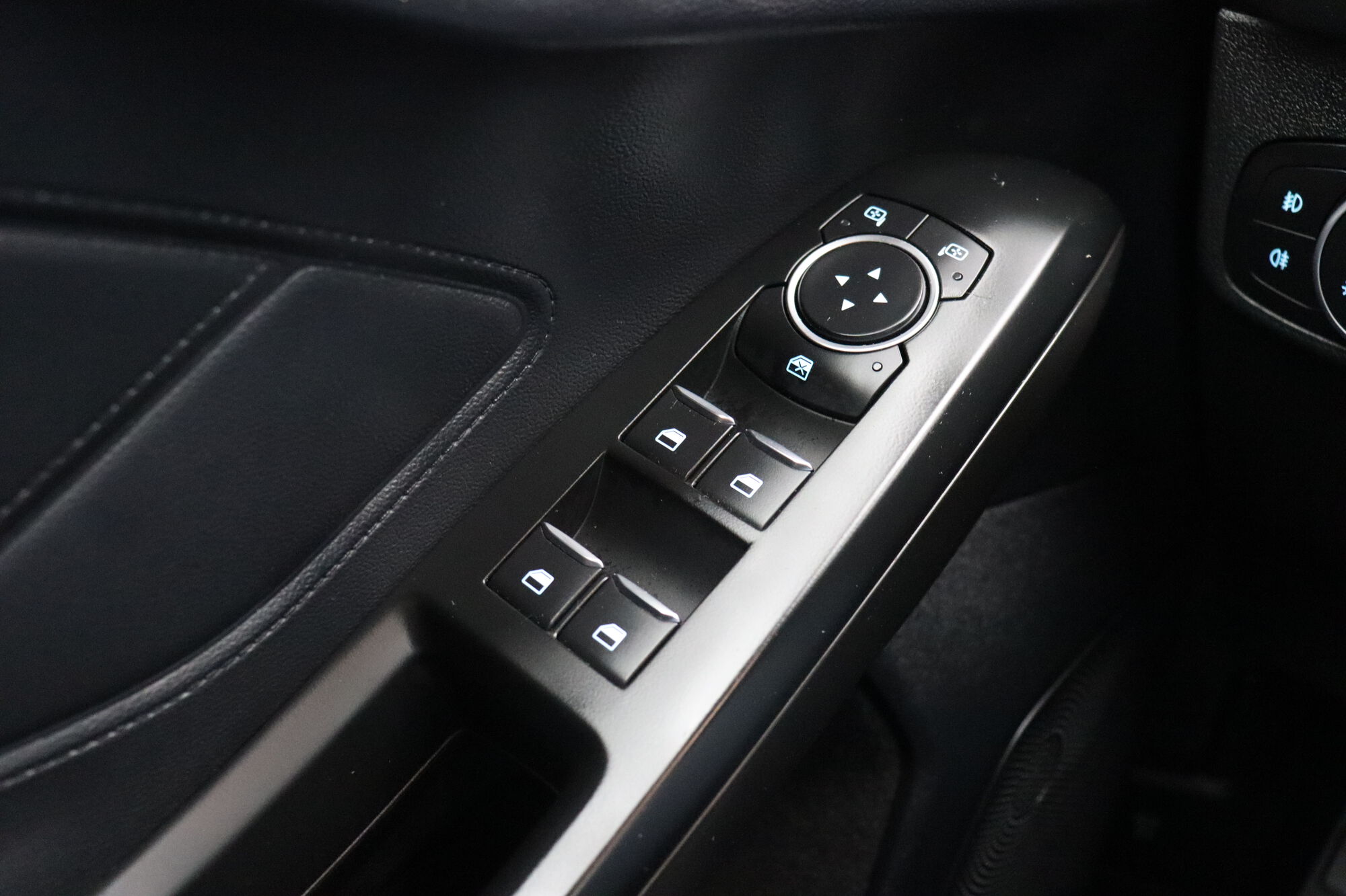 Ford Focus image number null