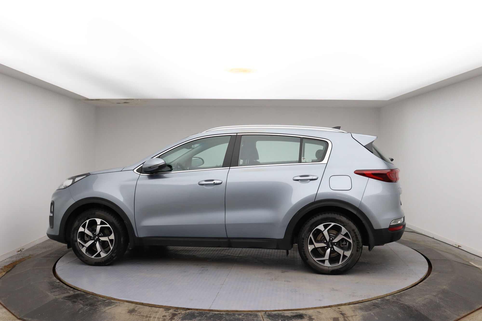 Kia Sportage image number null