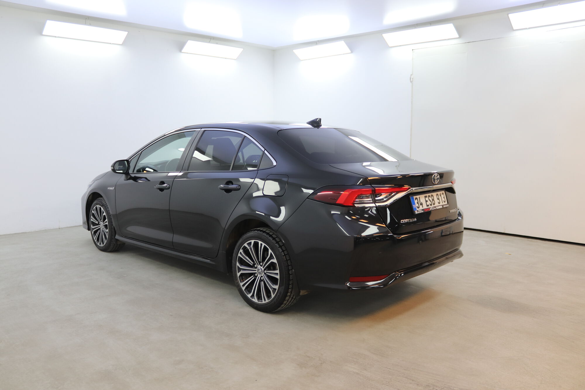 Toyota Corolla image number null