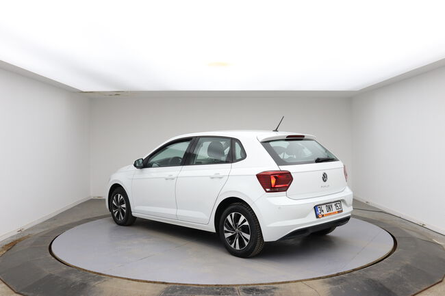 Volkswagen Polo image number null