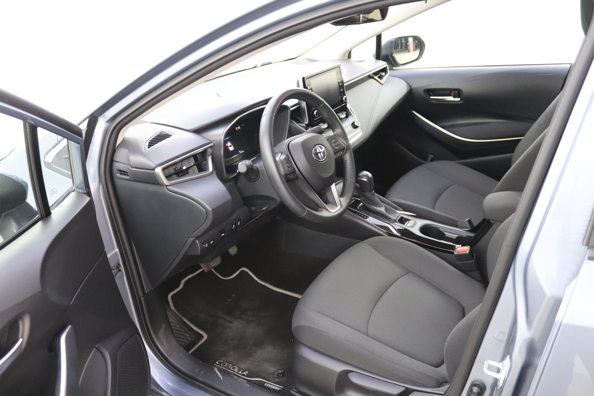 Toyota Corolla image number null