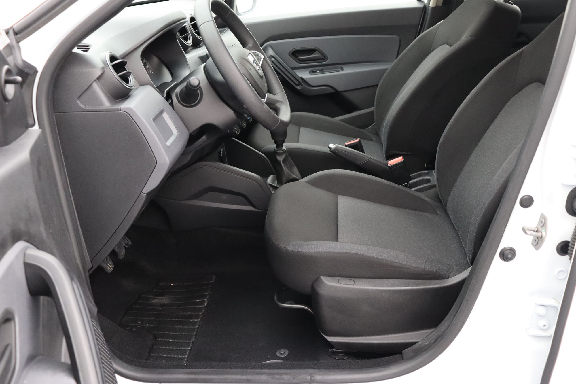 Dacia Duster image number null
