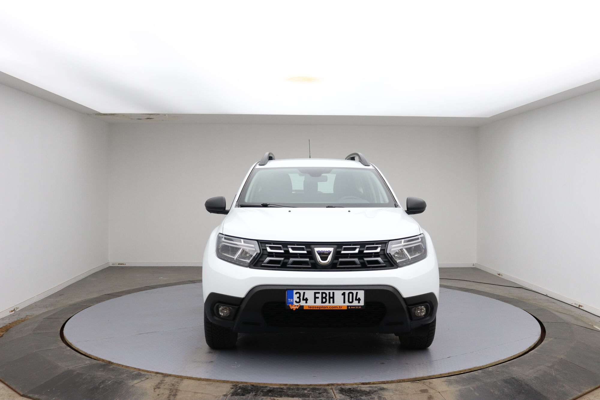 Dacia Duster image number null