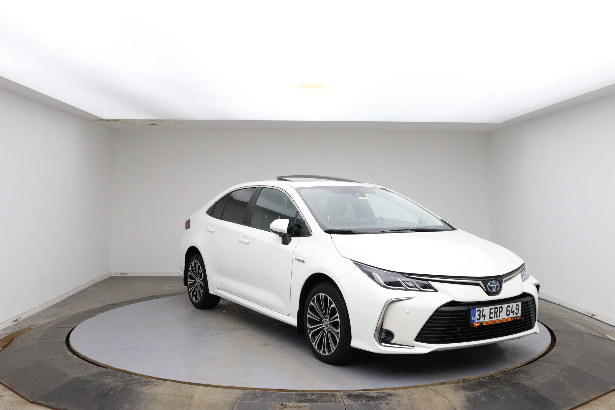 Toyota Corolla image number null