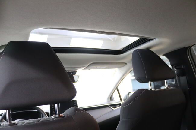 Toyota Corolla image number null