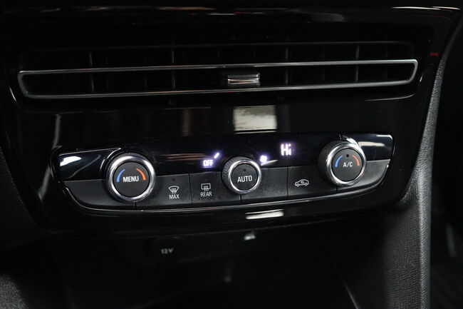 Opel Mokka image number null