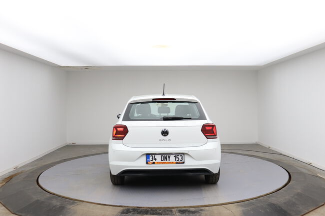 Volkswagen Polo image number null