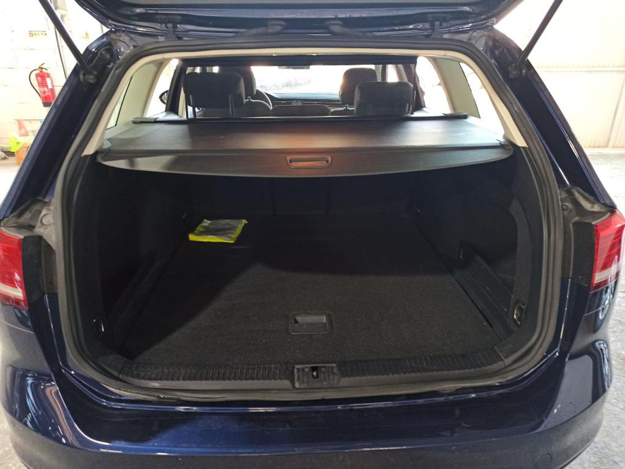 Volkswagen Passat Variant image number null