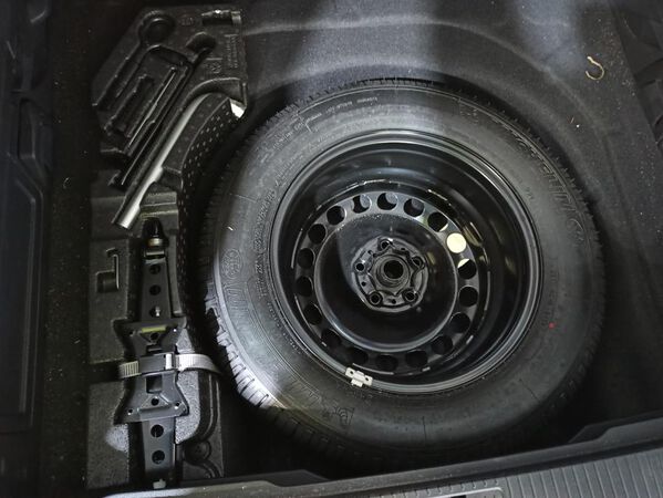 Volkswagen Passat Variant image number null