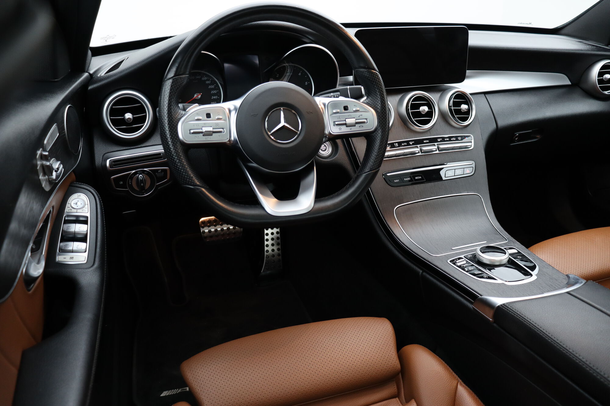 Mercedes-Benz C-serisi image number null