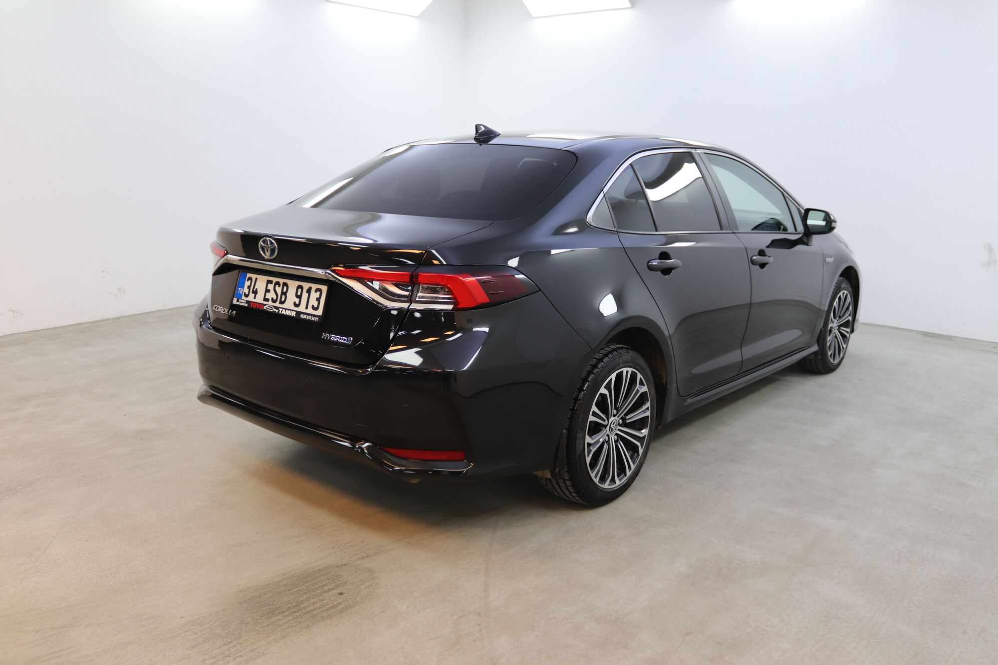 Toyota Corolla image number null