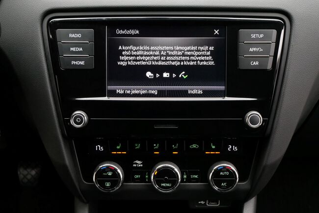 Škoda Octavia Combi image number null