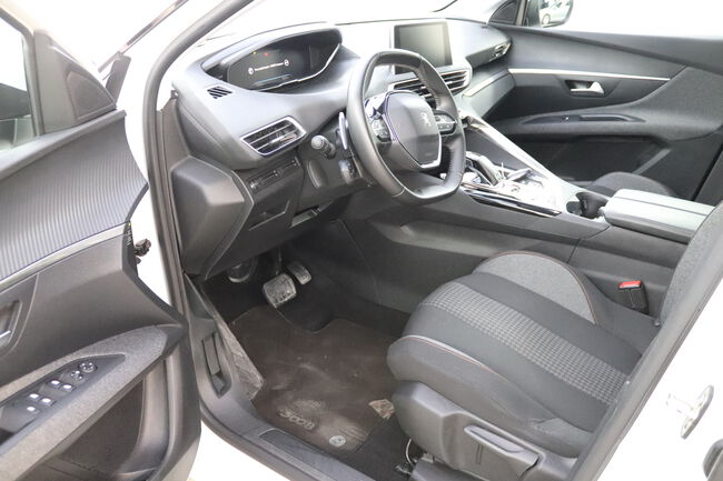 Peugeot 3008 image number null