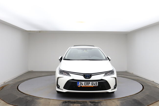 Toyota Corolla image number null