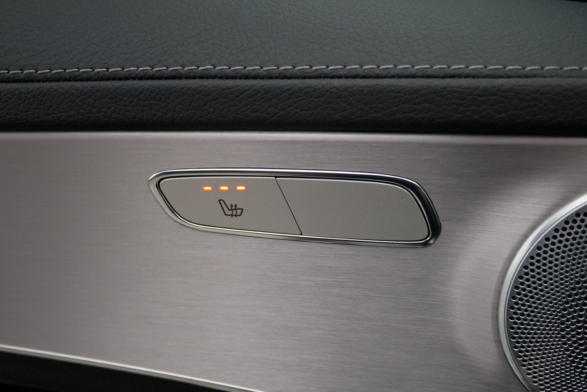 Mercedes-Benz C-Klasse image number null