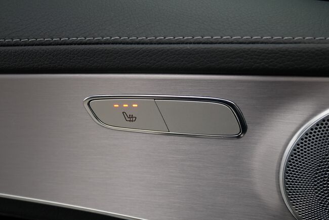 Mercedes-Benz C-Klasse image number null