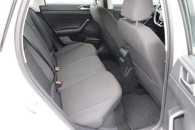 Volkswagen Polo image number null