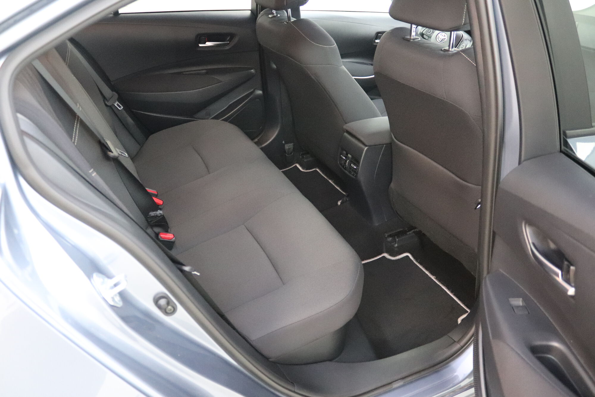 Toyota Corolla image number null