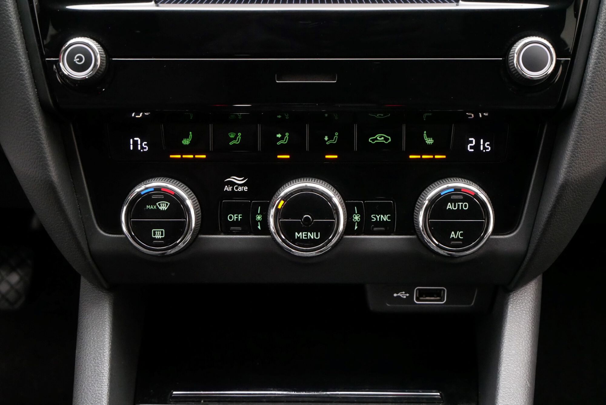 Škoda Octavia Combi image number null