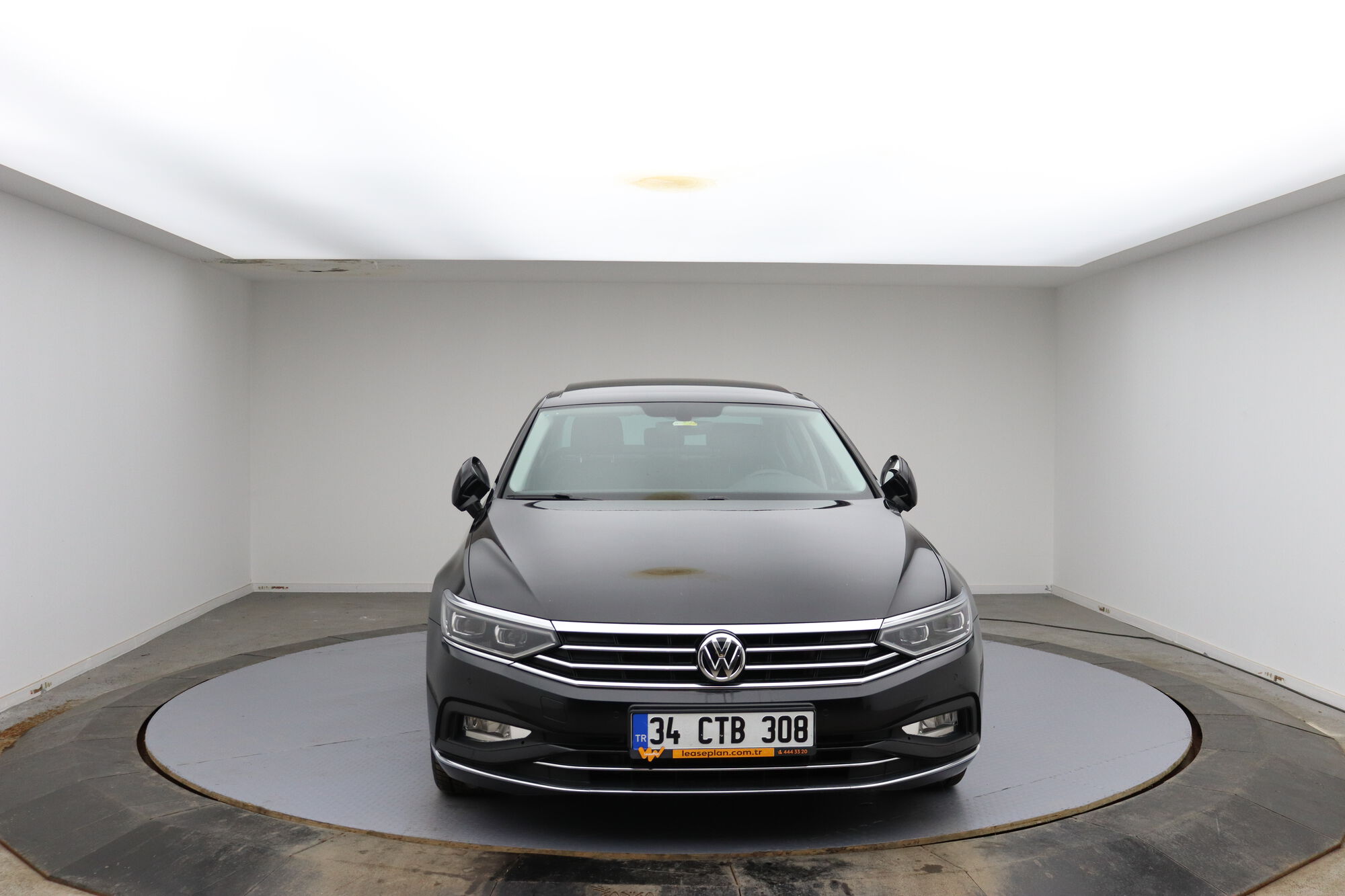 Volkswagen Passat image number null