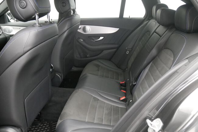 Mercedes-Benz C-Klasse image number null
