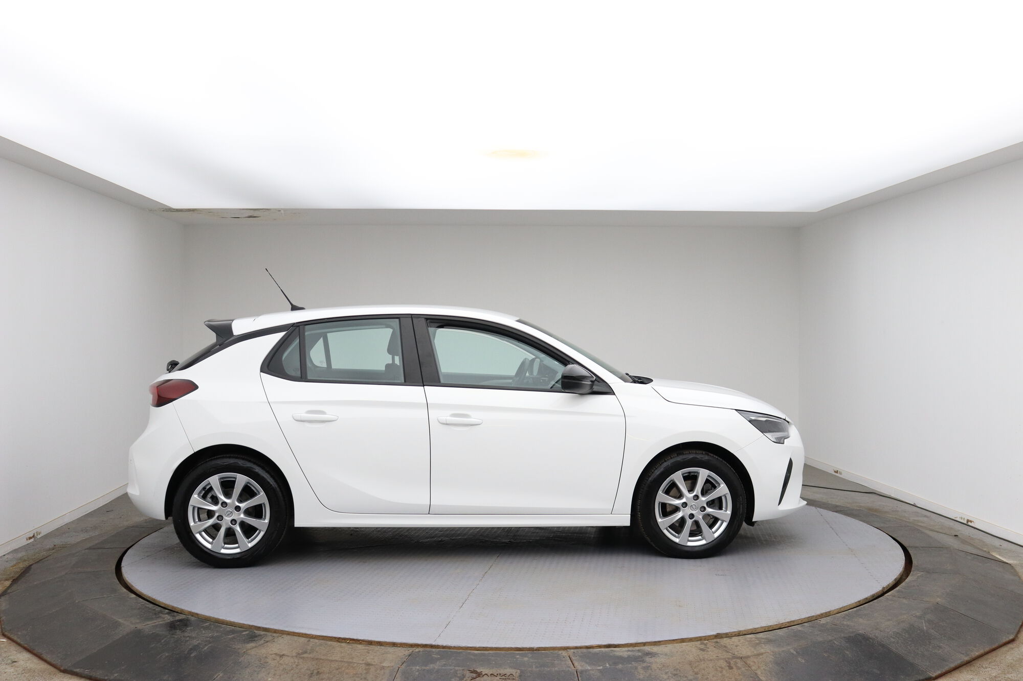 Opel Corsa image number null