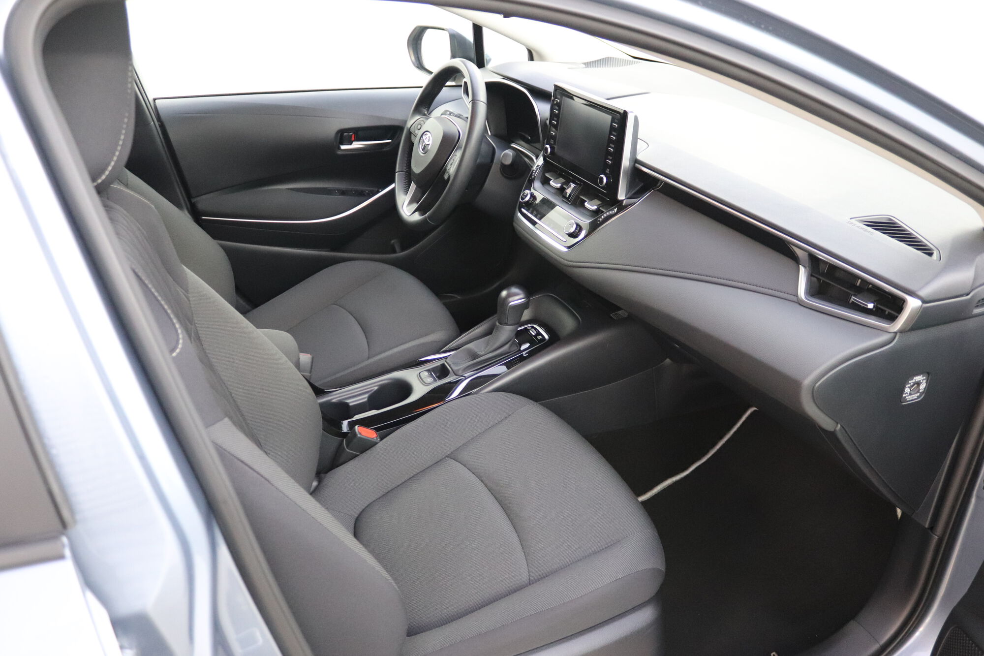 Toyota Corolla image number null