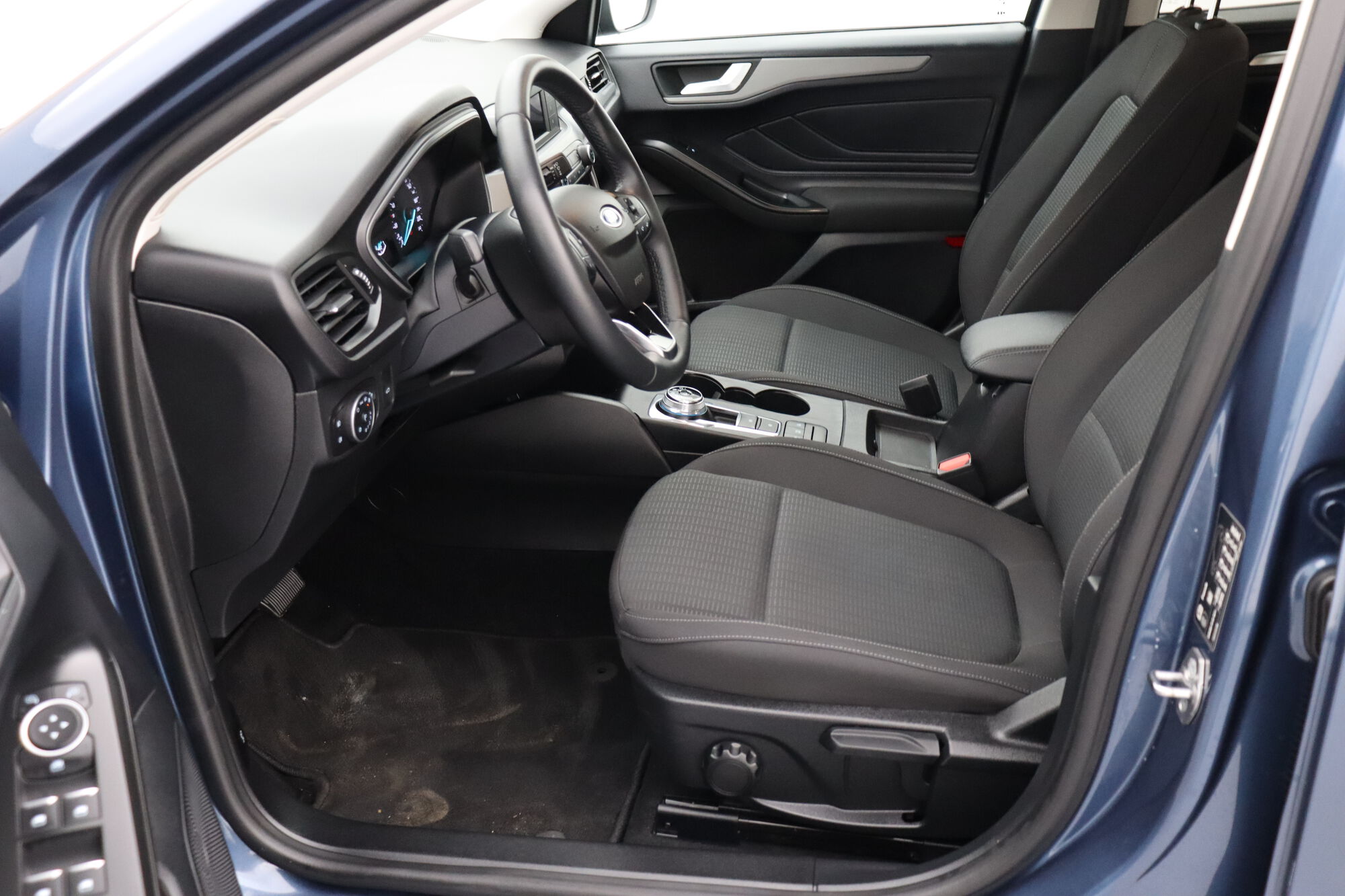 Ford Focus image number null