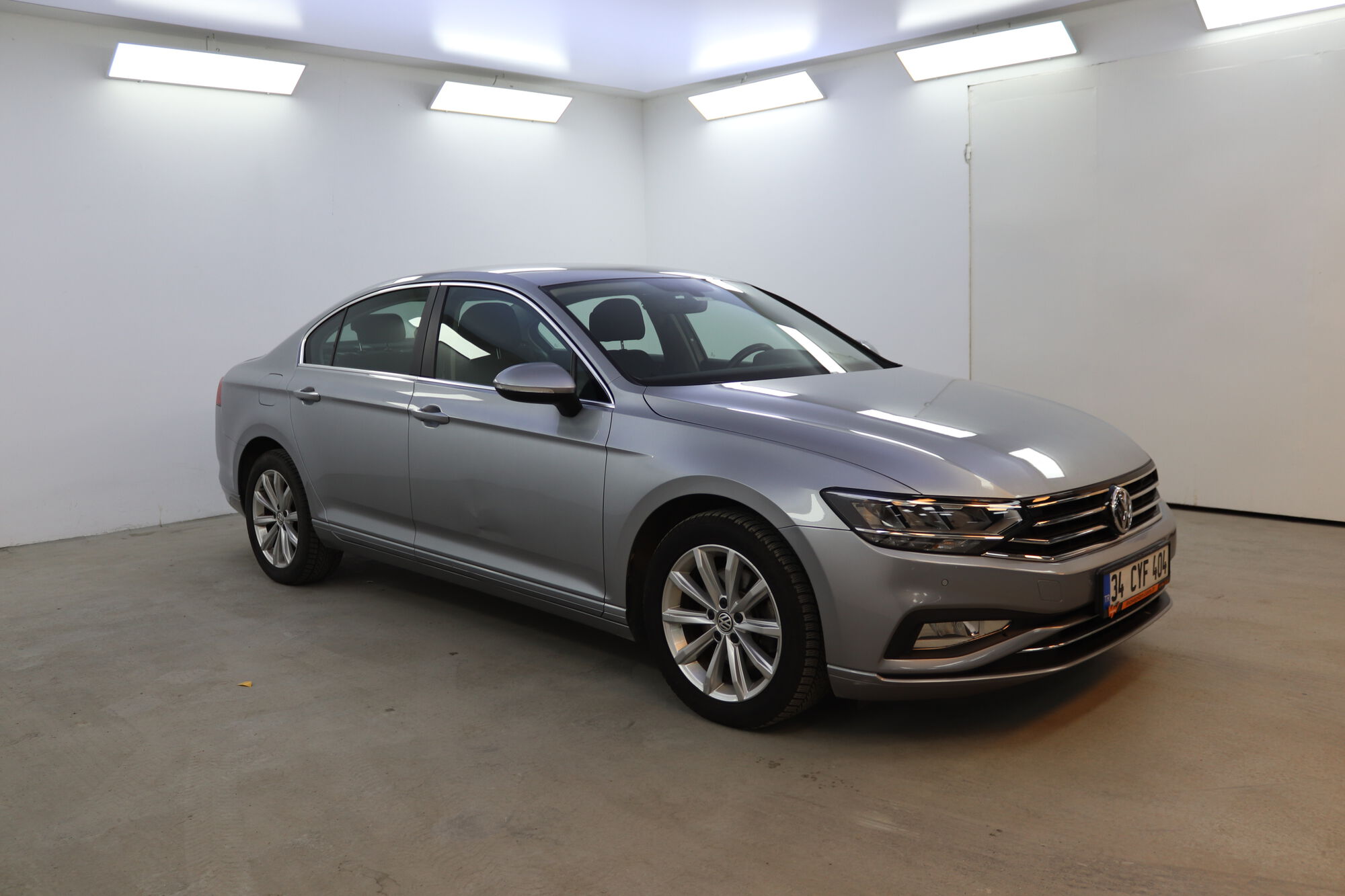 Volkswagen Passat image number null