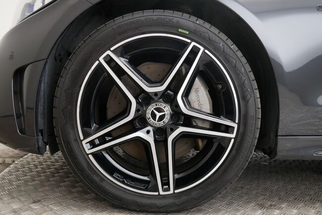 Mercedes-Benz C-Klasse image number null