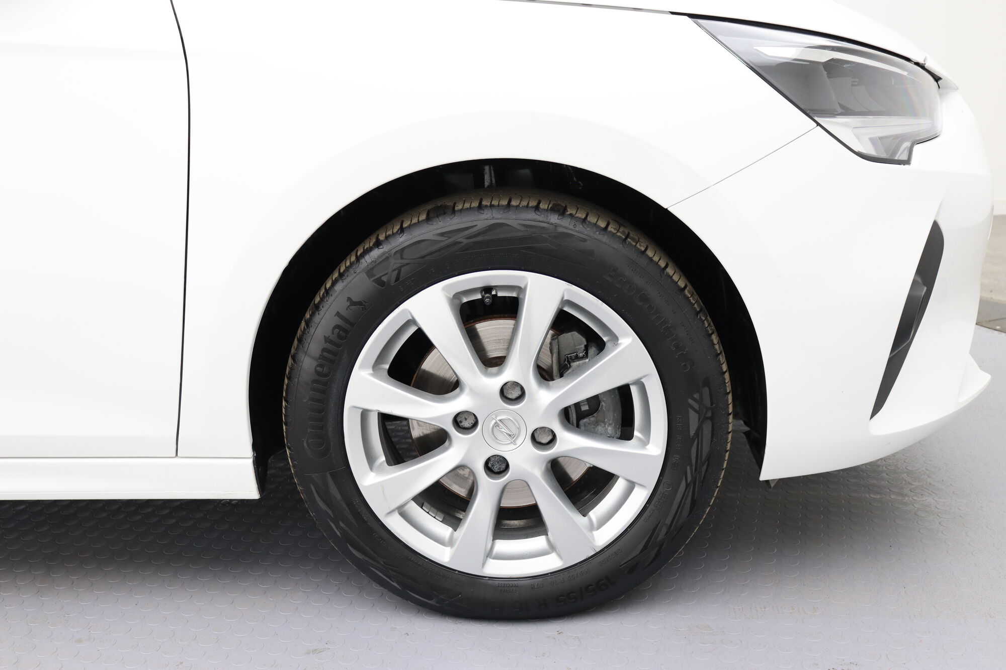 Opel Corsa image number null
