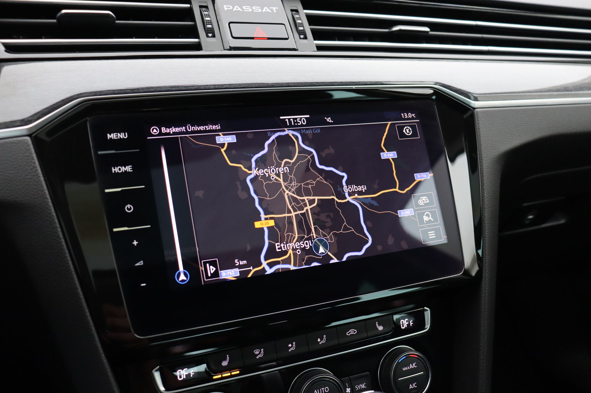 Volkswagen Passat image number null